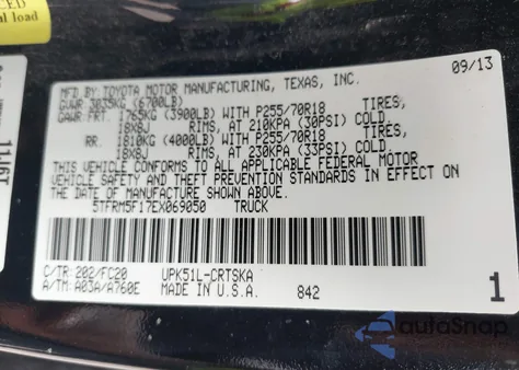 2014 Toyota Tundra Sr5 4.6L V8 z USA, uszkodzony, nr VIN 5TFRM5F17EX069050